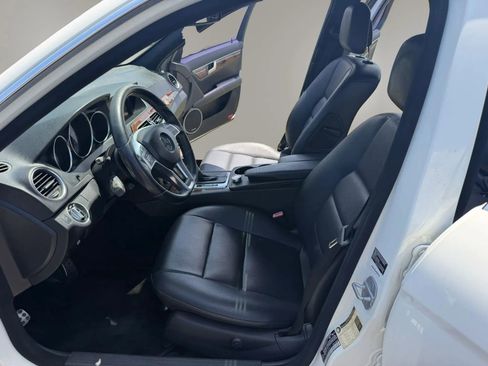 Used 2012 Mercedes-Benz C 250 Sedan image 11