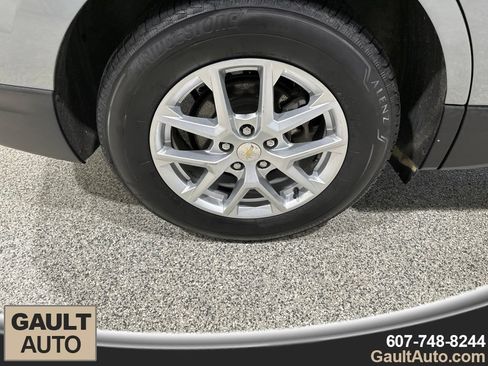 Used 2023 Chevrolet Equinox LT AWD/4WD image 13