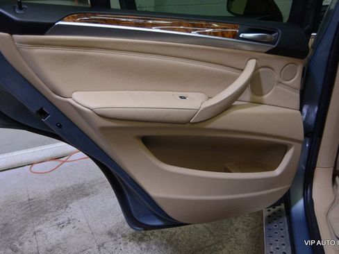 Used 2007 BMW X5 4.8i image 9