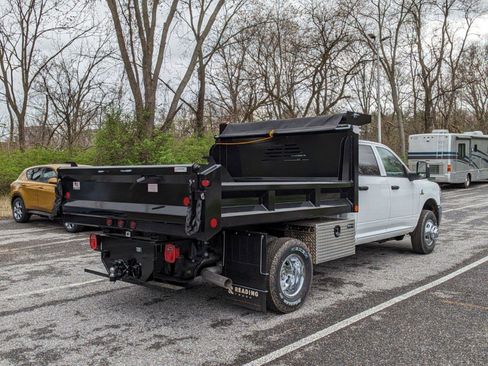 New 2024 RAM 3500 Tradesman w/ Chrome Appearance Group image 5