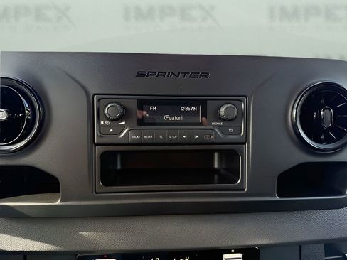 Used 2025 Mercedes-Benz Sprinter 2500 image 15