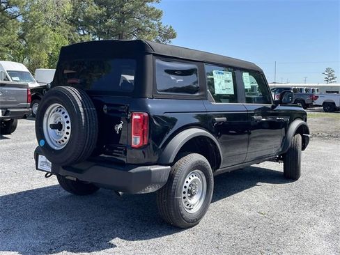 New 2025 Ford Bronco 4-Door image 25