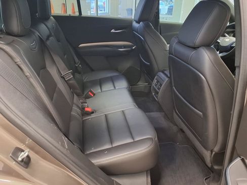 Used 2020 Cadillac XT4 Premium Luxury FWD image 14