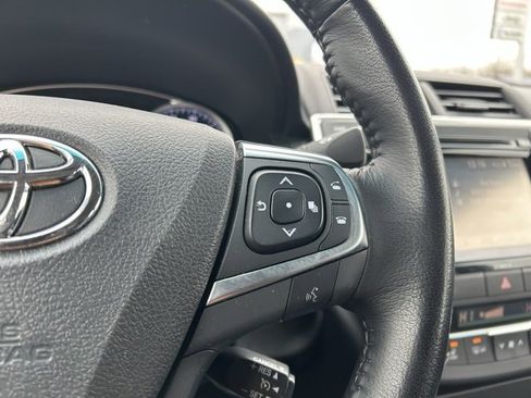 Used 2016 Toyota Camry XLE image 31