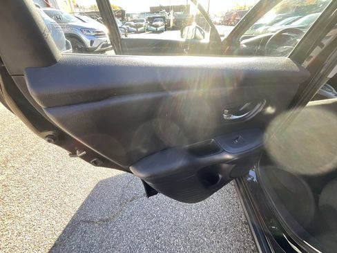 Used 2024 Honda HR-V LX image 25