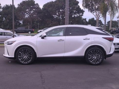 Used 2025 Lexus RX 350 w/ Convenience Package image 9