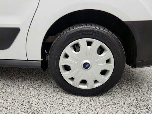 Used 2020 Ford Transit Connect XL image 9