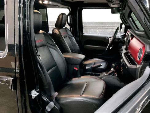 Used 2023 Jeep Wrangler Unlimited Rubicon w/ Cold Weather Group image 10