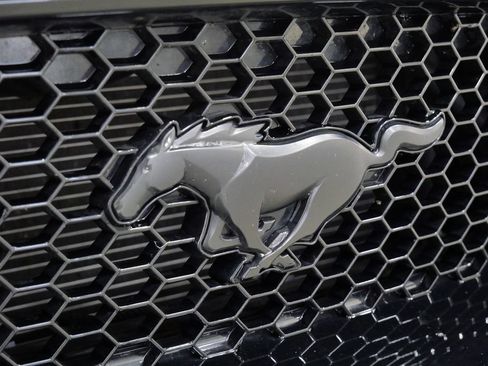 Used 2022 Ford Mustang GT Premium w/ GT Performance Package RWD image 9
