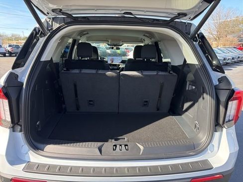 New 2026 Ford Explorer Active image 11