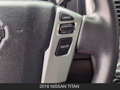 Used 2018 Nissan Titan SV AWD/4WD image 18