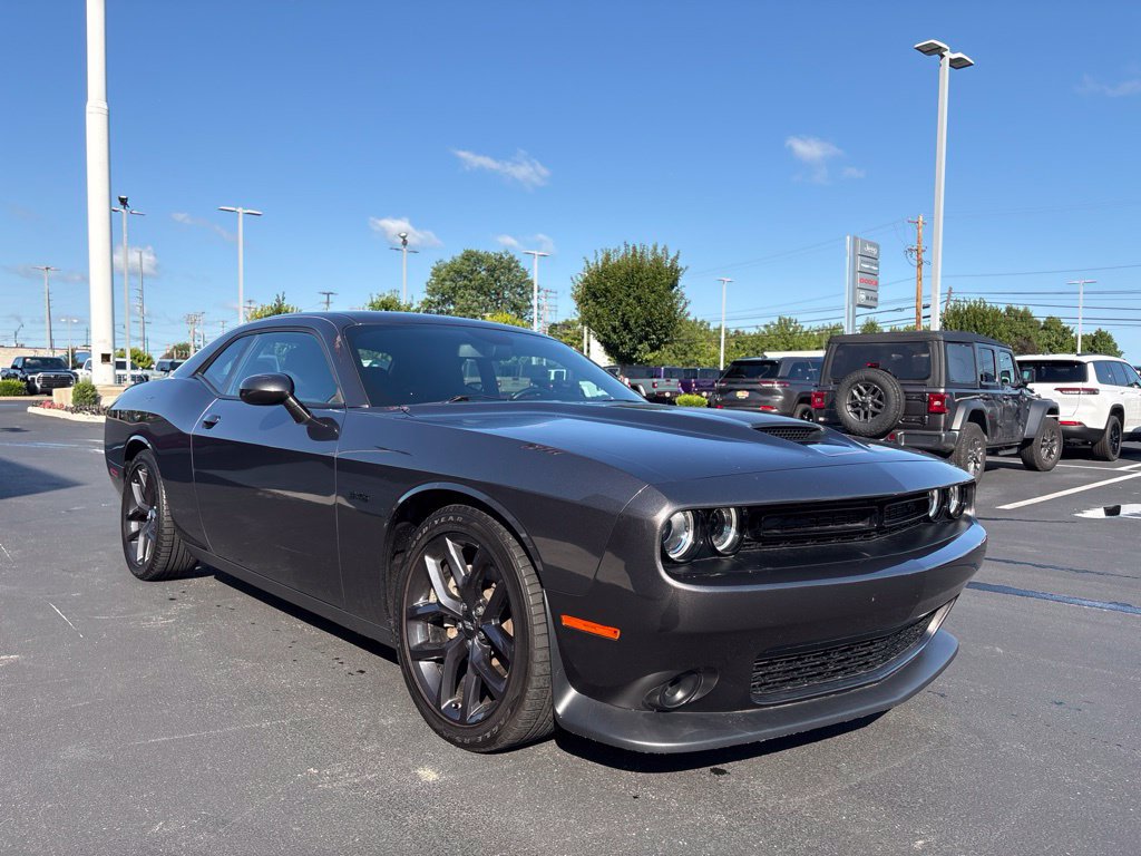 Used 2023 Dodge Challenger R/T w/ Blacktop Package RWD image 7
