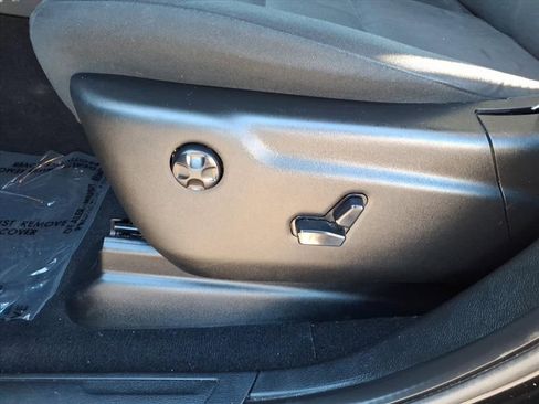 Used 2024 Dodge Durango SXT image 16