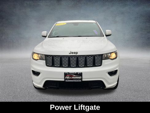 Used 2019 Jeep Grand Cherokee Altitude image 10