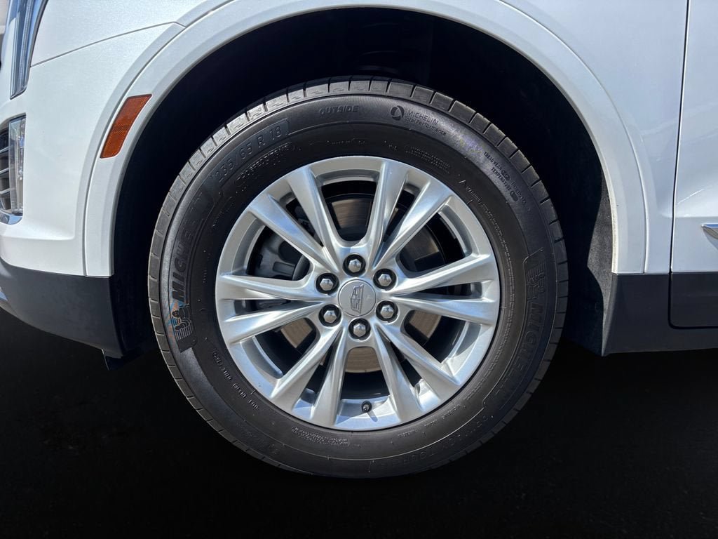 Certified 2024 Cadillac XT5 Luxury FWD image 9