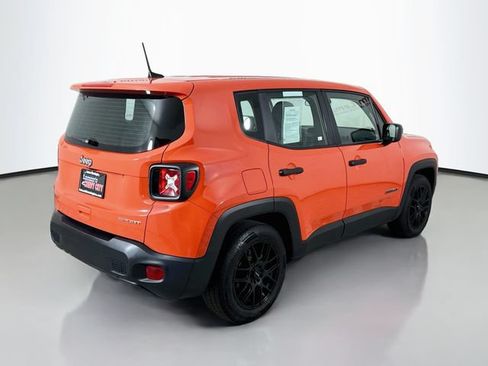 Used 2021 Jeep Renegade Sport FWD image 7