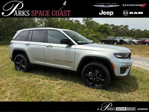 New 2025 Jeep Grand Cherokee Limited w/ Black Appearance Package RWD image 1