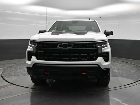 Used 2024 Chevrolet Silverado 1500 LT Trail Boss w/ Protection Package AWD/4WD image 3