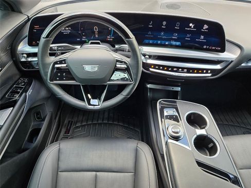 Used 2024 Cadillac Lyriq Sport RWD image 14