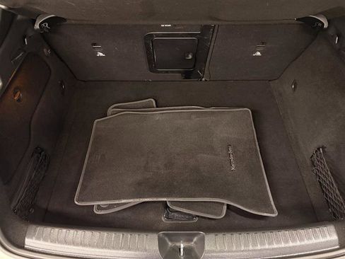 Used 2018 Mercedes-Benz GLA 250 4MATIC w/ Premium Package image 9