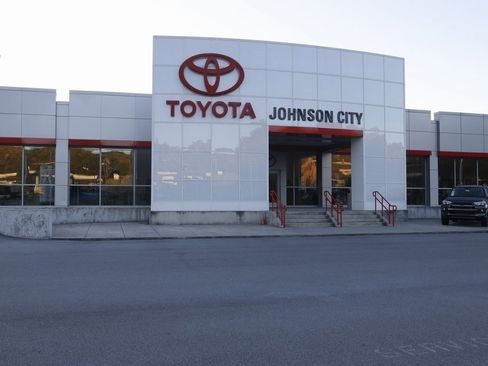 Used 2021 Toyota Tacoma TRD Off-Road image 5