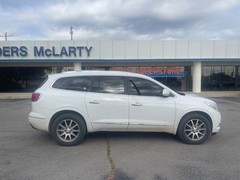 Used 2016 Buick Enclave Leather image 2