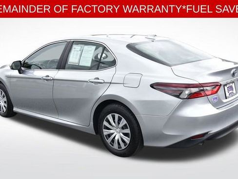 Used 2023 Toyota Camry LE FWD image 3
