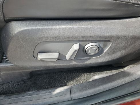 Used 2022 Kia Carnival SX image 13