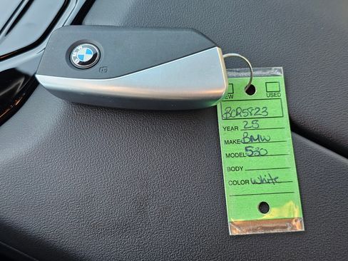 Certified 2025 BMW 530i xDrive 530i xDrive w/ Premium Package image 30