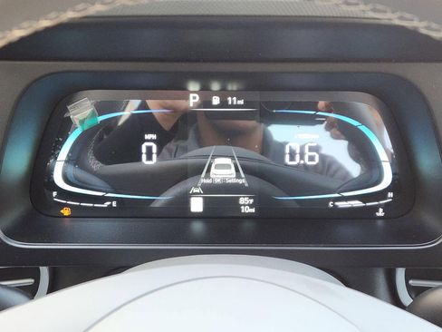 New 2026 Hyundai Elantra SEL Sport FWD image 11