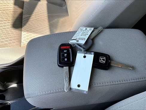 Used 2015 Honda Civic SE image 10