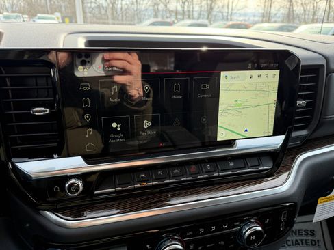 New 2026 GMC Sierra 1500 SLE w/ Max Trailering Package image 33