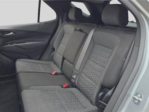 Used 2023 Chevrolet Equinox LT FWD image 18