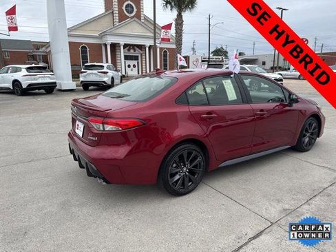 Certified 2024 Toyota Corolla SE image 5