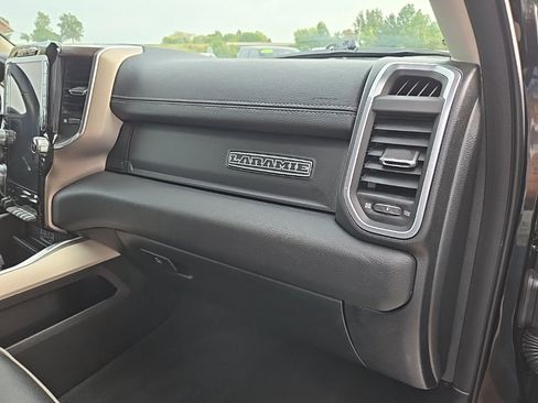 Used 2022 RAM 1500 Laramie image 86