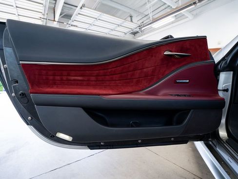 Used 2018 Lexus LC 500 Coupe w/ Touring Package RWD image 22