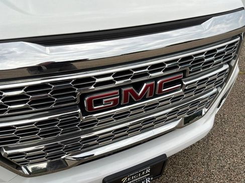 Used 2021 GMC Canyon Denali AWD/4WD image 11
