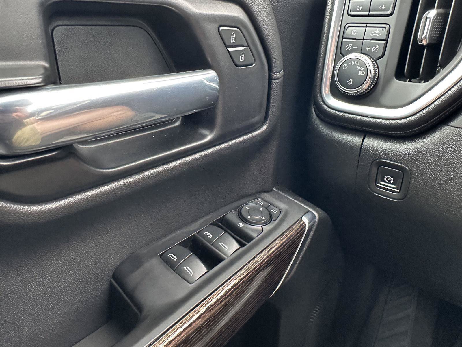 Used 2021 GMC Sierra 1500 Elevation AWD/4WD image 32