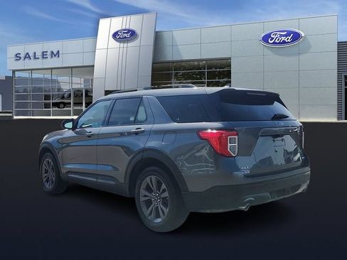 Certified 2023 Ford Explorer XLT w/ Equipment Group 202A AWD/4WD image 4