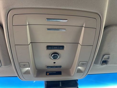 Used 2019 GMC Yukon SLT w/ Premium Edition image 21