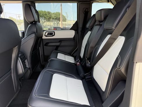 New 2026 Ford Bronco Outer Banks AWD/4WD image 22