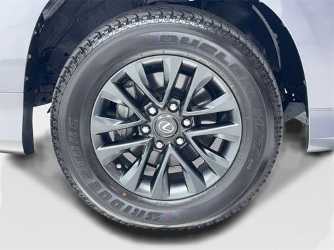 Used 2022 Lexus GX 460 Premium w/ Premium Plus Package image 53