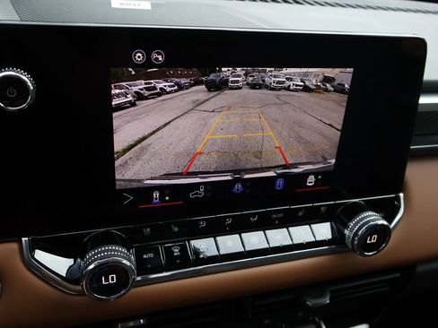 New 2026 GMC Canyon AT4 w/ Technology Plus Package AWD/4WD image 33