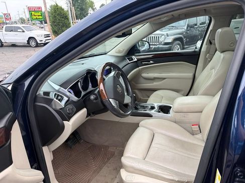 Used 2011 Cadillac SRX Luxury FWD image 13