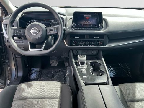 Used 2024 Nissan Rogue SV FWD image 10