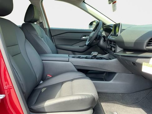 New 2026 Nissan Rogue SV AWD/4WD image 17