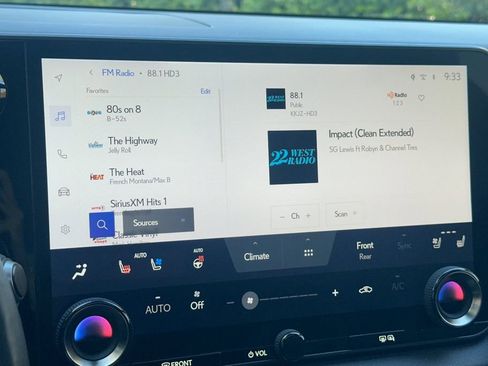 Certified 2023 Lexus RX 350 Premium Plus w/ Cold Area Package image 18