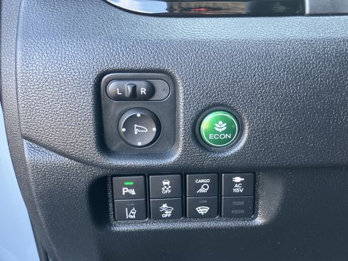 Certified 2023 Honda Ridgeline Black Edition image 18