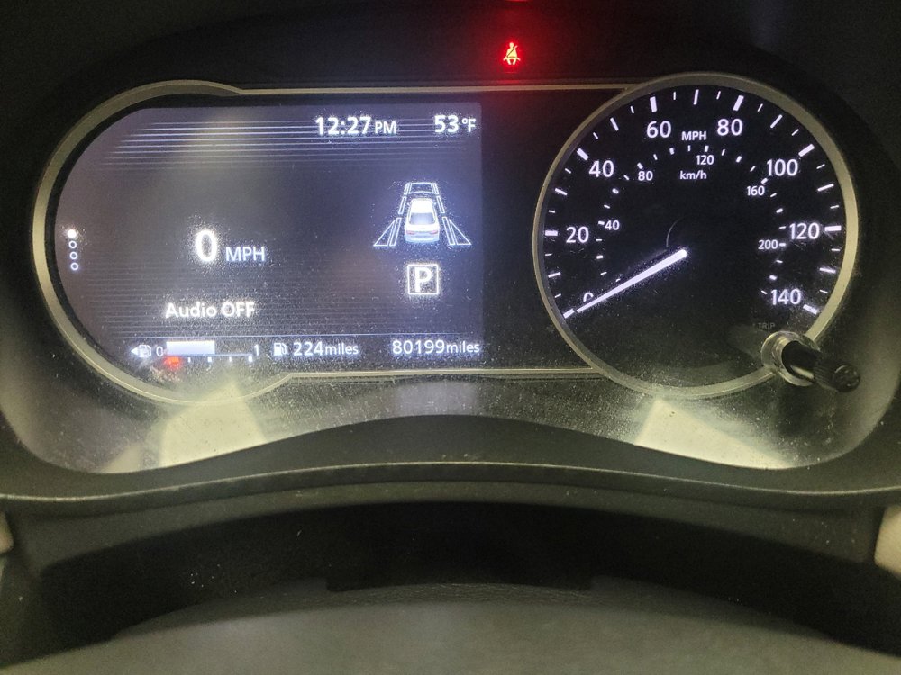 Used 2021 Nissan Versa SV FWD image 23