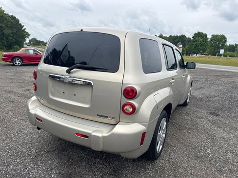 Used 2009 Chevrolet HHR LS FWD image 9